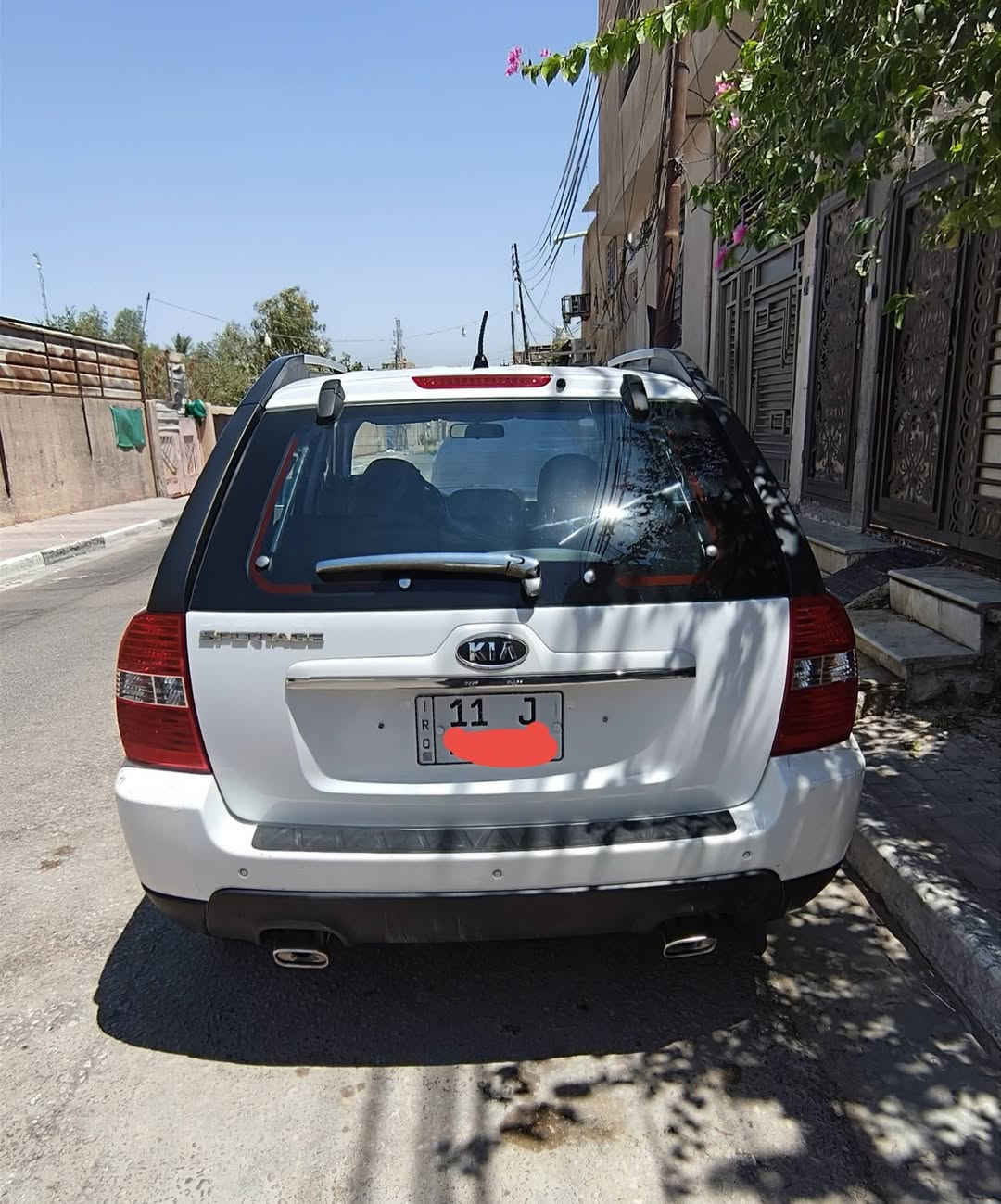 كيا سبورتج ٢٠٠٩ كوري
رقم بغداد دولي مشروع وطني باسمي 
كشنات جلد 
تدفئة بالكشنات
سيارة بيها بخشم الجاملغ والبنيد شوية صبغ مقدار كف الايد وبيها مكانين بارد قليل 
السعر ١١٠  أو مراوس بسيارة أحدث
***********
