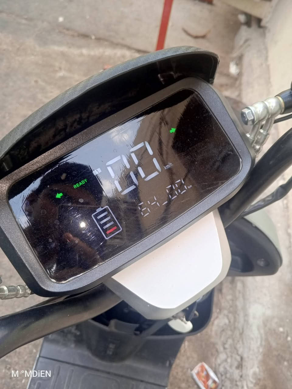 مكمل ماطور R900 شركة الريان شرط الفحص كامل مكمل فقط باتري واحد طاق السعر 390 وشرط الفحص كامل وبي مجال 
للتواصل الرقم ***********
