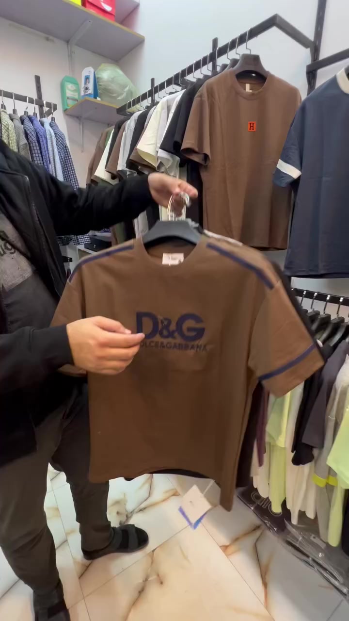 حسن برشكة /شارع كازينوات فرع مقابيل مطعم ركن البستان سعر قطعه 10 /***********
