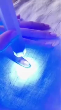 جهاز تنشيف • قلم محمول • طلاء أظافر