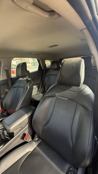 اخوان كيا سبورتج موديل ٢٤ أمريكي بانزين موهايبرد حادث بنيد فقط بدون اي...