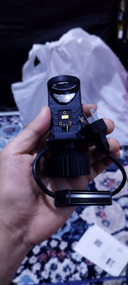 لد حجم h4 أبو العدسة مروحة + كانباس 90 واط ثلجيييي شرط نهار ليش لان عدسة عملاقة


**إذا كنت صاحب هذا الإعلان وتريد حذفه لأي سبب، رجاءا أرسل رسالة إلى الدعم الفني**