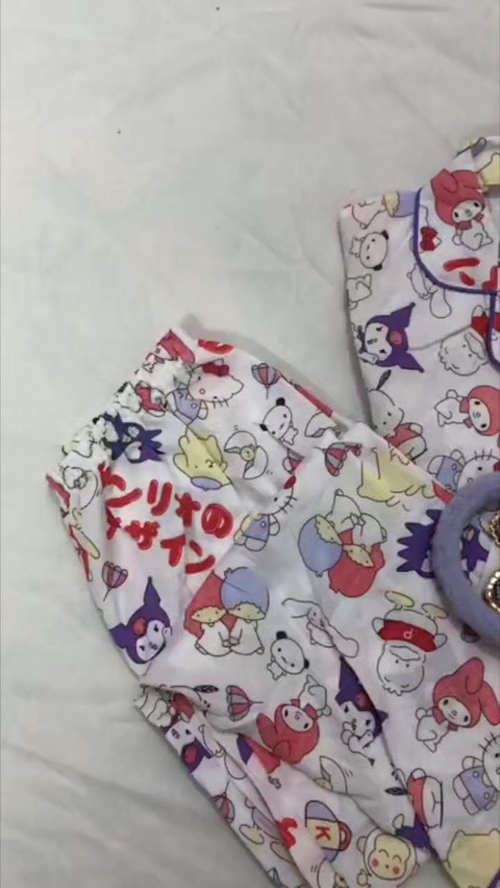 تراك هيلو كيتي والكرز 💕🎀
إنـჂ̤ مَـا احجي هو يحجي جماله 🍒
قياسات من L إلى اكسين لارج
سعر القطعه 15 الف فقط والتوصيل مجاني ✅
والقطعتين 25 الف فقط والتوصيل مجاني ✅
للطلب خاص او على الواتساب
***********
