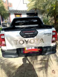 هايلوكس • ٦ سلندر • رقم أربيل