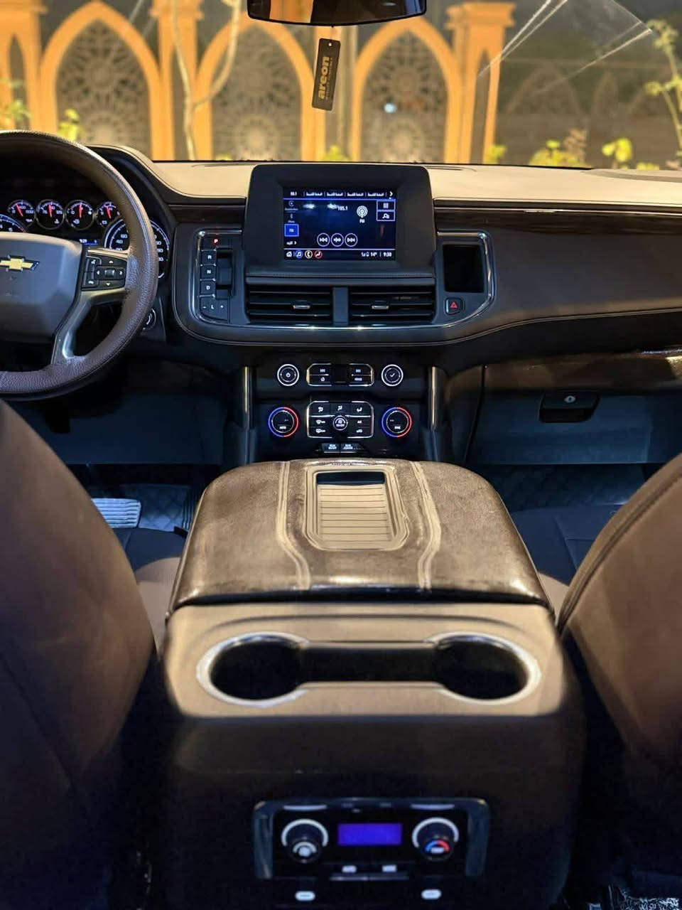 السلام عليكم  تاهو ls 2023
السعر  بلاش 465 وبيها مجال بسيط
خليجي 
رقم بغداد 
ماشيه 46 الف 
المواصفات
. علامه سوده ضوء القمر 
• رادار 
• ثلاجة
• رادار جانبي امامي وخلفي
• نقطة عمياء
• تحديد مسار
• تنبيه خطوط الشارع عند الانحراف
• كشنات كهرباء
• لايت زينون بلادي
• تشغيل عن بعد
• 2 بصمات + بصمة تشغيل
الاستفسار ‏‪0773 537 8740‬‏
