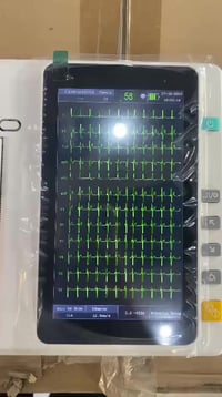 جهاز تخطيط قلب للبيع  ثري جانل  اخو الجديد  استعمال قليل جدا السعر 410...