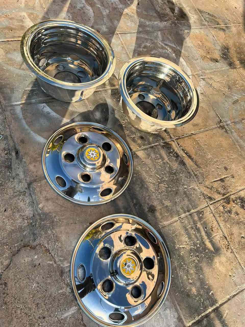 طواسي غطس وكاله للبيع ٧٠
موجودات  في عجلون


**إذا كنت صاحب هذا الإعلان وتريد حذفه لأي سبب، رجاءا أرسل رسالة إلى الدعم الفني**