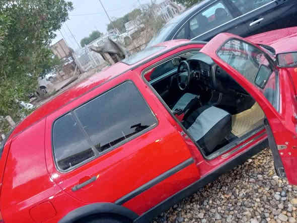 سياره كولف موديل 92 رقم بغداد مشروع وطني واني مالكها كير ومحرك مكفولات وكشر كدامك سعرها 44وبيها مجال للاستفسار اتصل 
*********** Singapore
