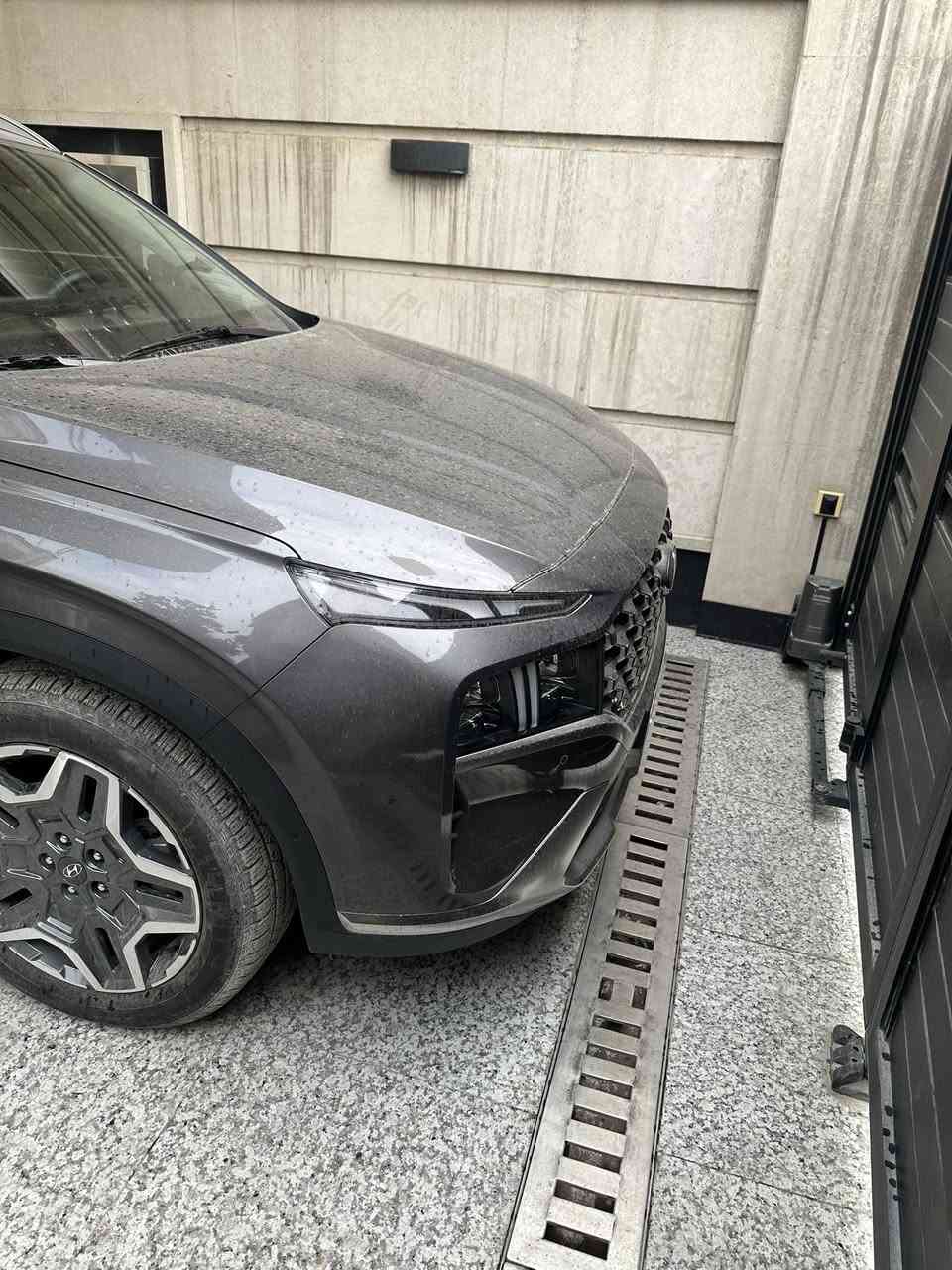 السلام عليكم سنتافيا ٢٢ كلين فول للأخير ٤ سلندر تيربو هايبرد السعر ٢٧٠ بيها مجال حك الجيه لاستفسار ***********  مكاني الاعضميه
