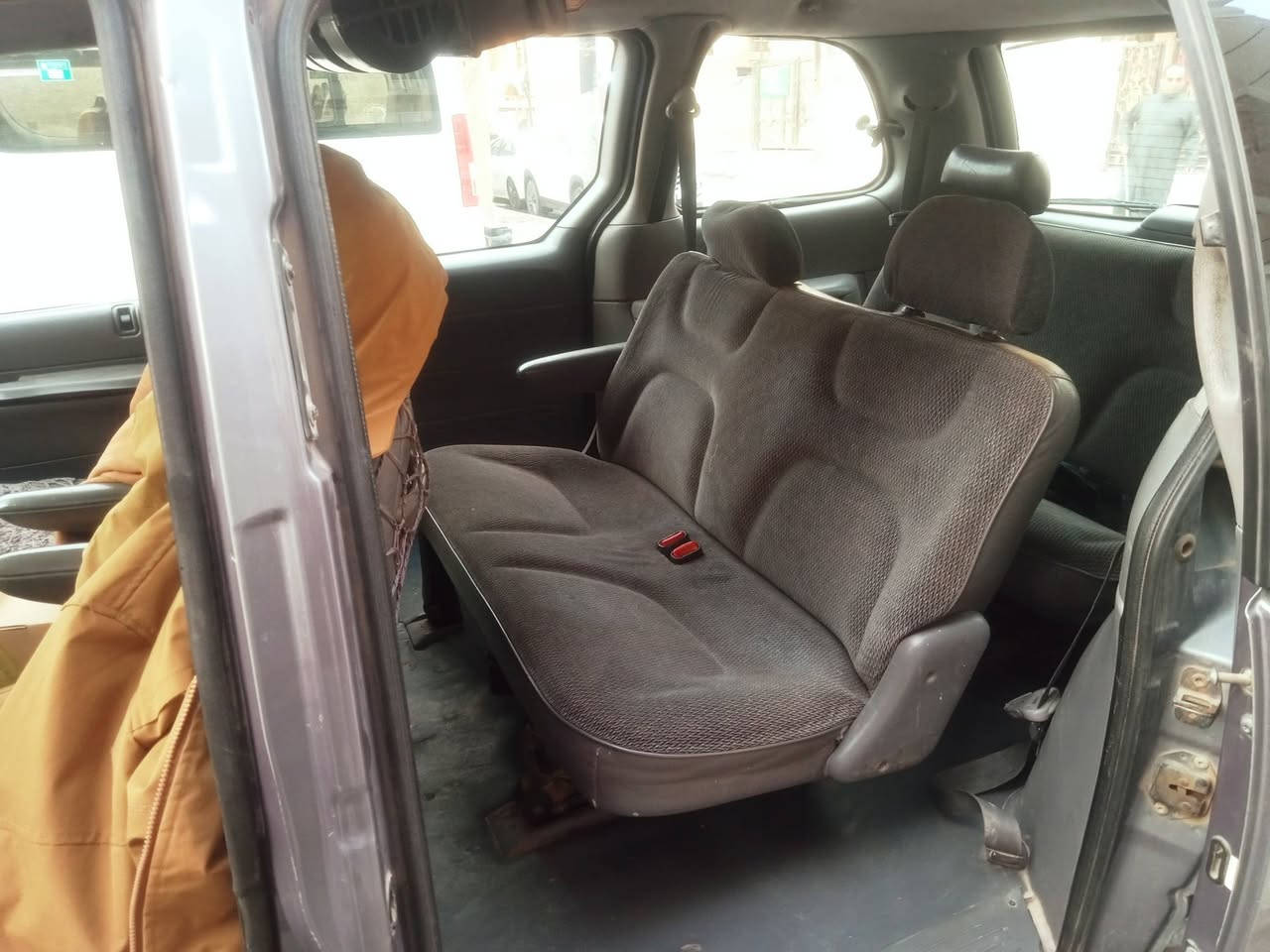 دوج كرفان موديل 97
مكينه جديده هسه شادهه 3300
رقم اربيل نگليزي سنويه 30 
السعر 55
*********** 
قابله للتفاوض 
بغداد قرب بسمايه
