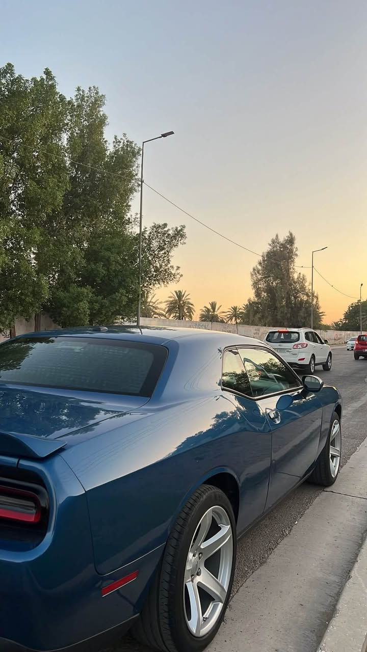 للبيع
جالنجر SXT لون مميز 
2022
رقم شمالي بأسمي
تريد تحويل او وكالة 
ماشيه: 33mi
حادث جاملغ وبنيد بدون دواخل لغد شاصي مكفول 
ايرباك دركة ودشبول
مواصفات ال SXT العادية 
عليه زرع عدسات ومنضومة لايت
بنيد GT عليه ودعامية هيلكات
السعر: 223$ وبيه مجال 
مكان السياره: بغداد / العامرية
للاستفسار: ***********
متواجد واتساب
