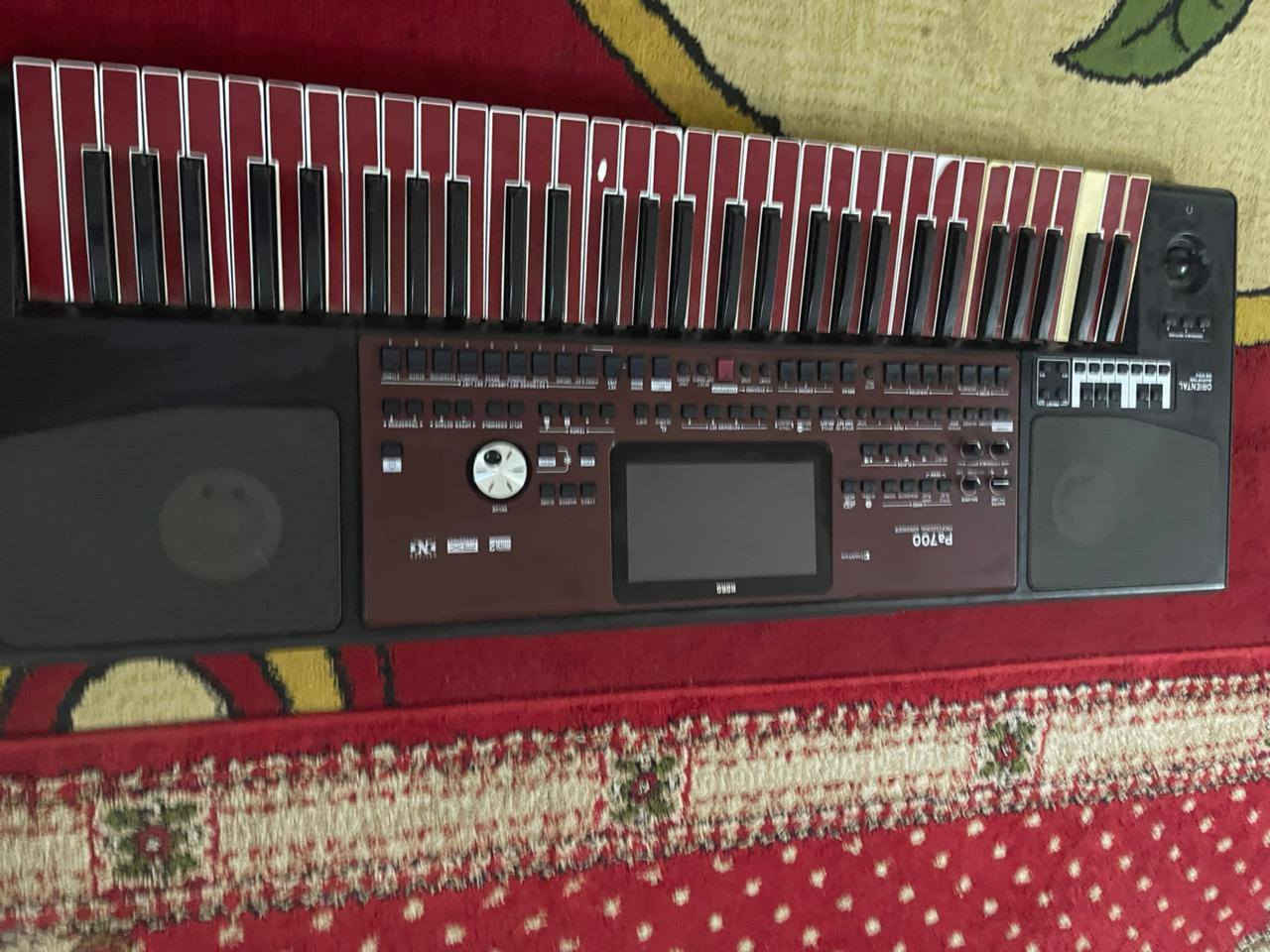 ORGpa700الجهاز نضيف كلش للتواصل***********
السعر 8 اوراق قفل تجي اب ايدك تفحص او اتشوف
