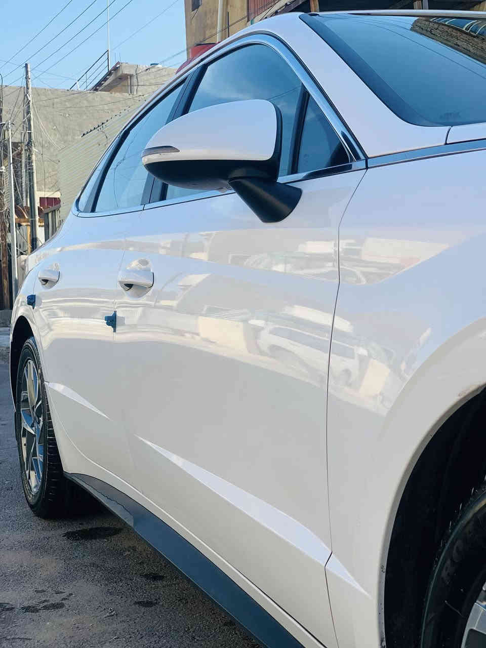 السلام عليكم 
سوناتا موديل ٢٠٢٠ خليجي محرك ٢٥٠٠ mpi السياره مكفوله ما عدا رصعه بالجاملغ الخلفي موضح بالصوره تبريد قطعتين 
السعر١٨٠ وبيه مجال 
الرقم : *********** 
بغداد - حي العامل
