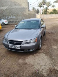 سوناتا ٢٠٠٨ • ٦ سلندر • ضربة خلفي