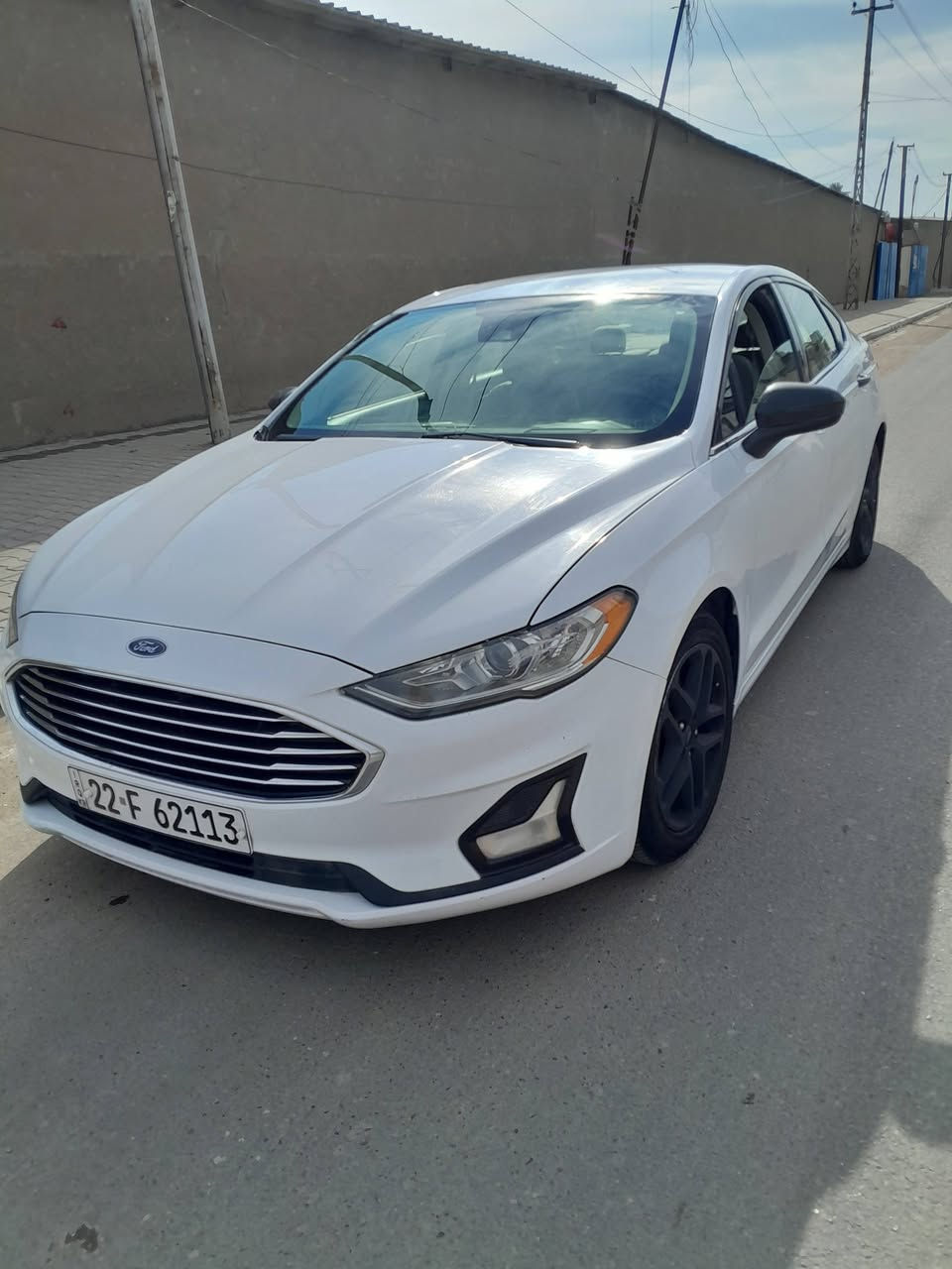 فورد فيوجن للبيع او مراوس محرك ١٥٠٠ تيربو رقم اربيل تحويل او وكاله كير موس رادار مواصفات فول عدا الفحته استخدام شخصي بجم كبس كير ومحرك مكفول السياره نضيفه جدا السعر ١٢٥ بيه مجال قليل  ***********
