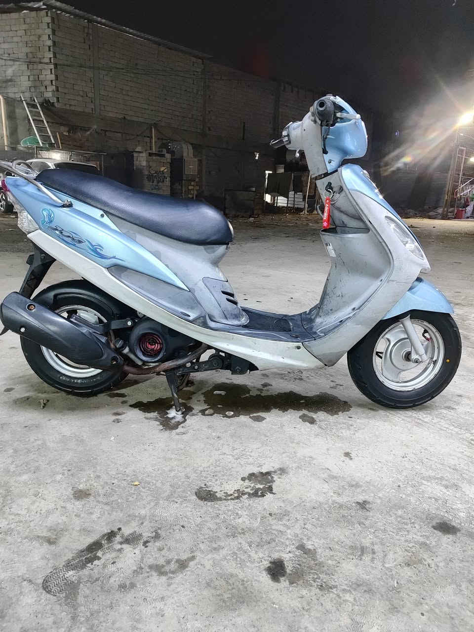 للبيع ماكس منغولي دراجه خير من الله شلعه ومعدل مكينه مكفوله *********** واتساب عنوان بغداد فلكه سلمان باك
