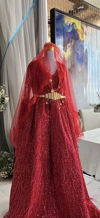 فستان حنة • هاند ميد • طرحة ٣م