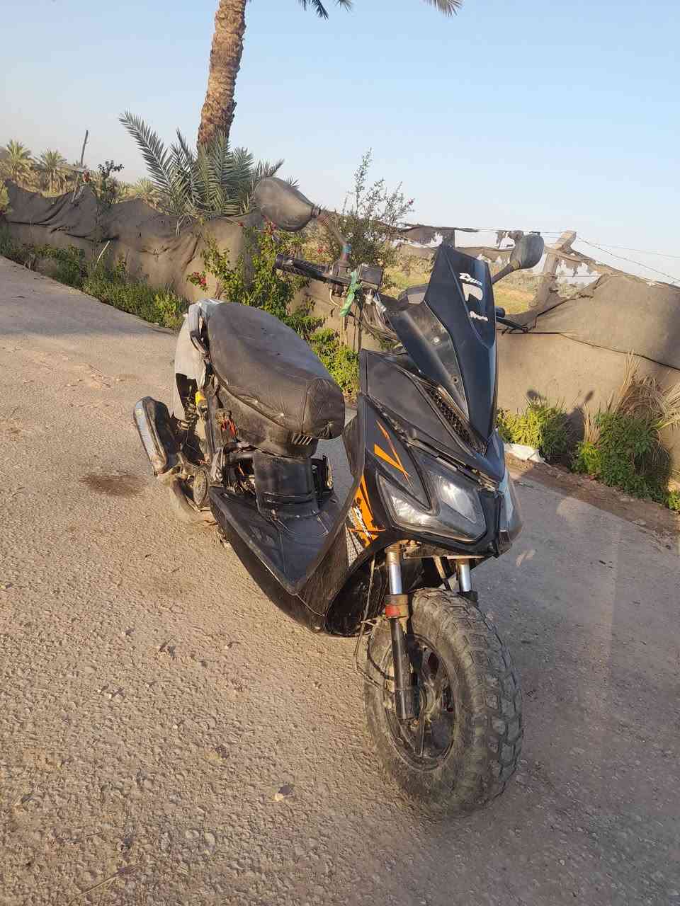 اسلام عليكم.. لبيع  .دراجه شغاله سلف وهندر بكل وقت  
   ... .***********
