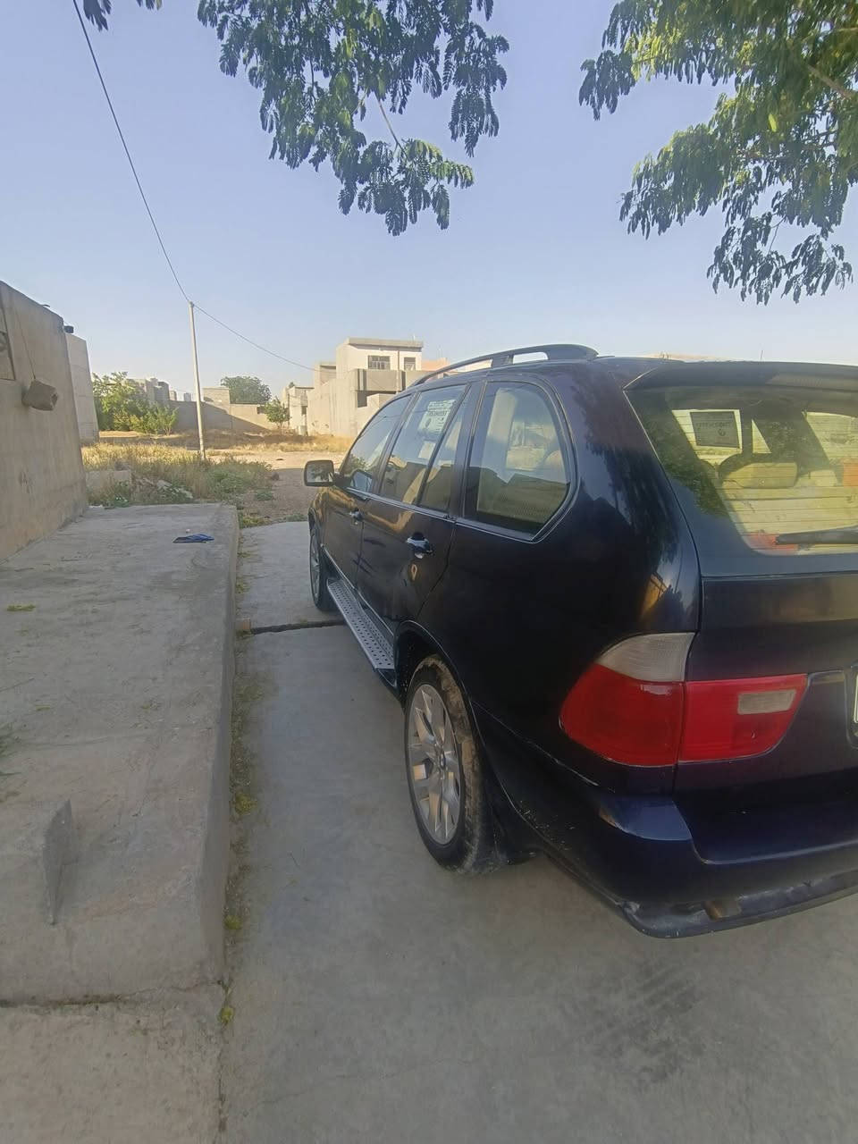 سلام عليكم اخوان x5e53بيع اومراوس حسب القناعه كير اومحرك جديد باتري جديد لايت زنون سياره خير من الله تبريد كامل منضومه مكاني بغداد خاتفين مصبوغه عام جماليه منوره الجراد بشرط وعندي صوره قبل الصبغ بدون ***********رقم سليمانيه
