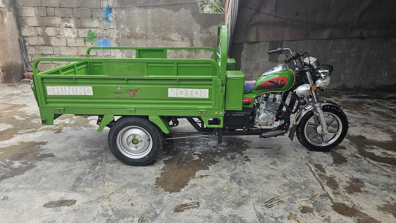 السلام عليكم ستوته مديل 23 ستوته زيرو معرض مالك صاره ايام من طالعه من المعرض مكفوله كفاله عامه اي نقص مابيه للستفسار الاتصال على الرقم ***********
