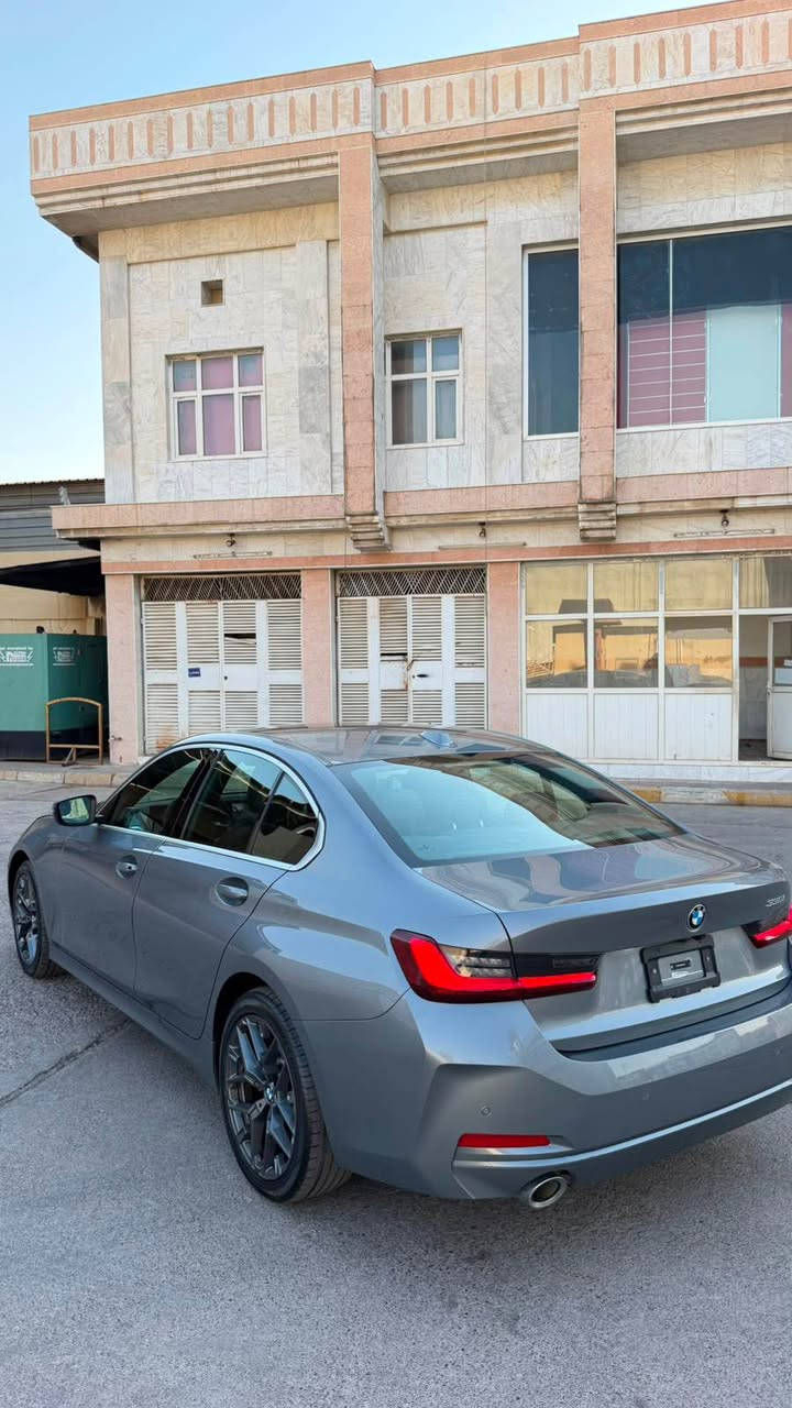 السلام عليكم 
 BMW 330i 2025
شكل جديد✅
سعر :275و مجال  

گير +محرك + شاصى + لغد + راديتر كله بشرط 
ملاحظة السيارة : فقط حافه بوند و جملغ صبغ   بدون نقطه دواخل
ارباگ طاك مرجع بلادى 100%

سياره جاهزه ما بيها دنار مصرف 

فـــــول مـــواصـفــات ١/١
فتحة 
اربعة ابواب بصمة
بصمة تشغيل 
تشغيل عن بعد (𝐑𝐞𝐦𝐨𝐭𝐞 𝐒𝐭𝐚𝐫𝐭)
هاند بريك بصمة 
مرية شفط كهربائي 
شاشة دشبول ديجيتال
سستم سماعات (𝐁𝐨𝐬𝐞)
كاميرة خلفي
اوتو ستارت (𝐀𝐮𝐭𝐨 𝐒𝐭𝐚𝐫𝐝)
اوتو ستوب (𝐀𝐮𝐭𝐨 𝐒𝐭𝐨𝐩)
تحديد سرعة ‎
رادار امامي (تحديد مسار)
رادار جانبي  (نقاط عمياء)
رادار خلفي (التحذير من الاصطدام)
حساسات امامي
حساسات جانبي 
حساسات خلفي 
كشنات جلد 
كشنات كهربائي
كشنات خزن+ميموري 
كشنات تبريد
كشنات تدفئة
استيرن تدفئة
تحكم استيرين
استيرن كهربائي 
استيرن خزن+ميموري 
تبريد لمس
تبريد مركزي 
لايتات ليد وعدسة زينون بيلادي
بلوجكترات ليد زينون بيلادي
بكلايتات ليد بيلادي
ويل كروم
وبعد هواي مواصفات …
تفاصيل اكثر الاتصال علی ارقام التاليه ‏
***********
                                                  WhatsApp -]

عنوان📍عقره 

‏ اكر, نينوى
