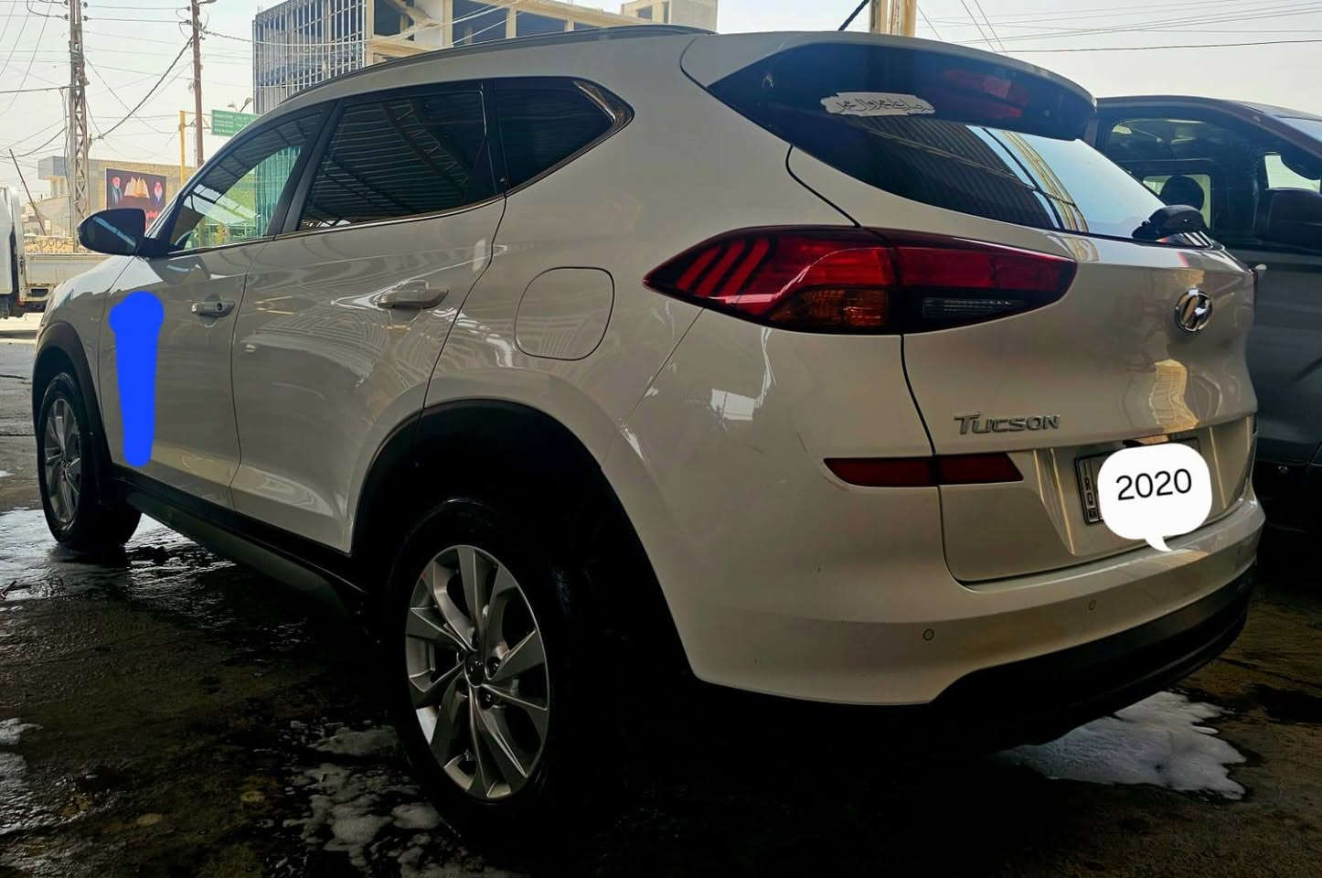 السلام عليكم توكسان جيكي م20 مكينه كير حداديه كفاله تبريد سياره مواصفات عاديه شاشه مري شفط تحكمات بيه تبديل دعاميه وجاملغ صفحه السايق وبيها بارد بل بيبان ماشر عليهن شي قليل  وتكحيل فقط رقم اربيل تريد وكاله تريد تحويل  السعر ١٧٠ وبيه مجال بصيط لاستفسار *********** او مراوس حسب القناعه مكاني حله
