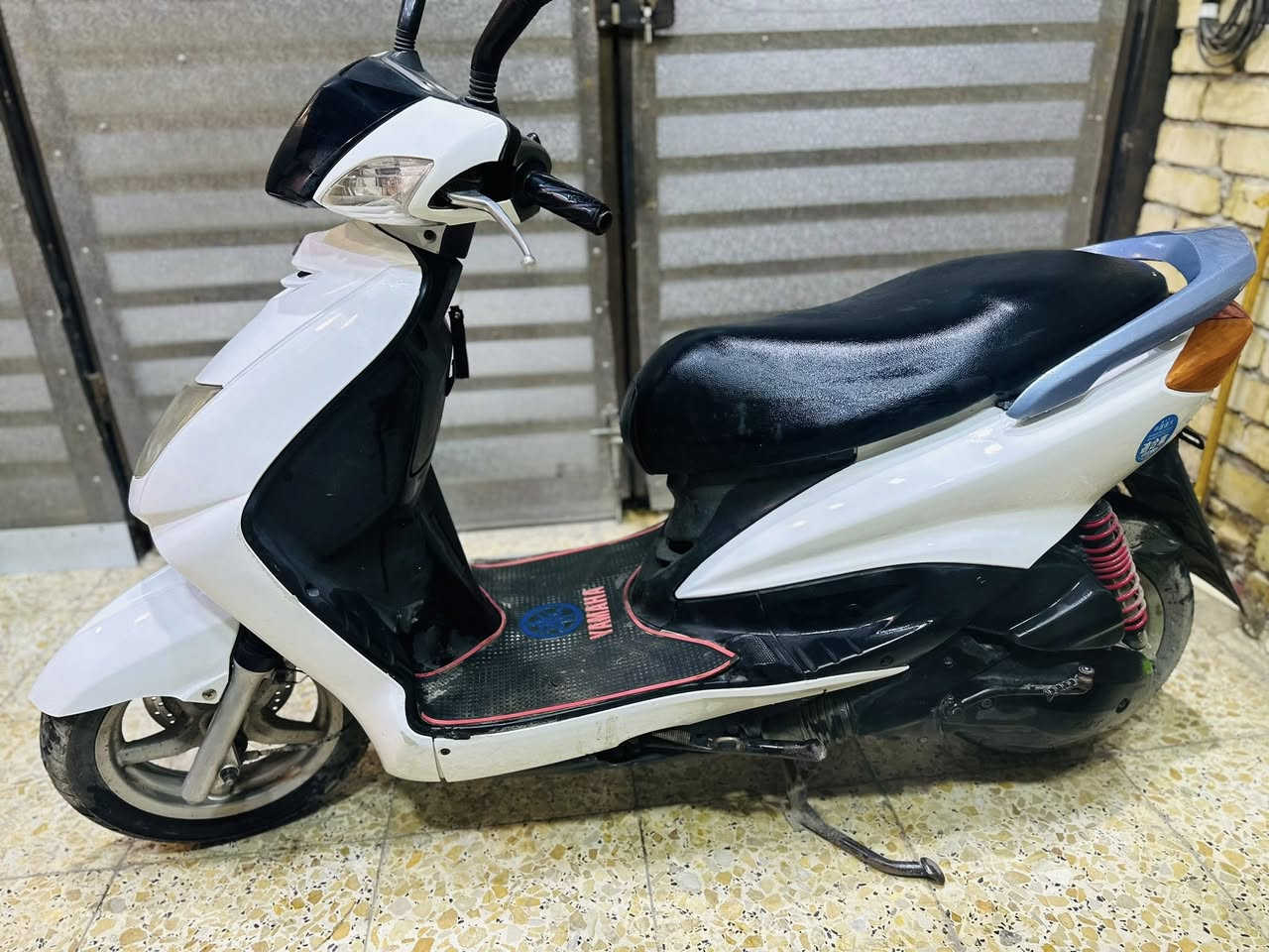 سلام عليكم دراجه سكنس نثيه 140 نوزل دراجه بيها بدايه تبخير شغاله الدراجه كامله من كلشي كهربائيات كلها شغاله كلجات نكره سلف هندر شلعه معدل السعر 400 قفل قفل 🔒 ربع ماينزل مكاني بغداد زعفرانيه ***********
