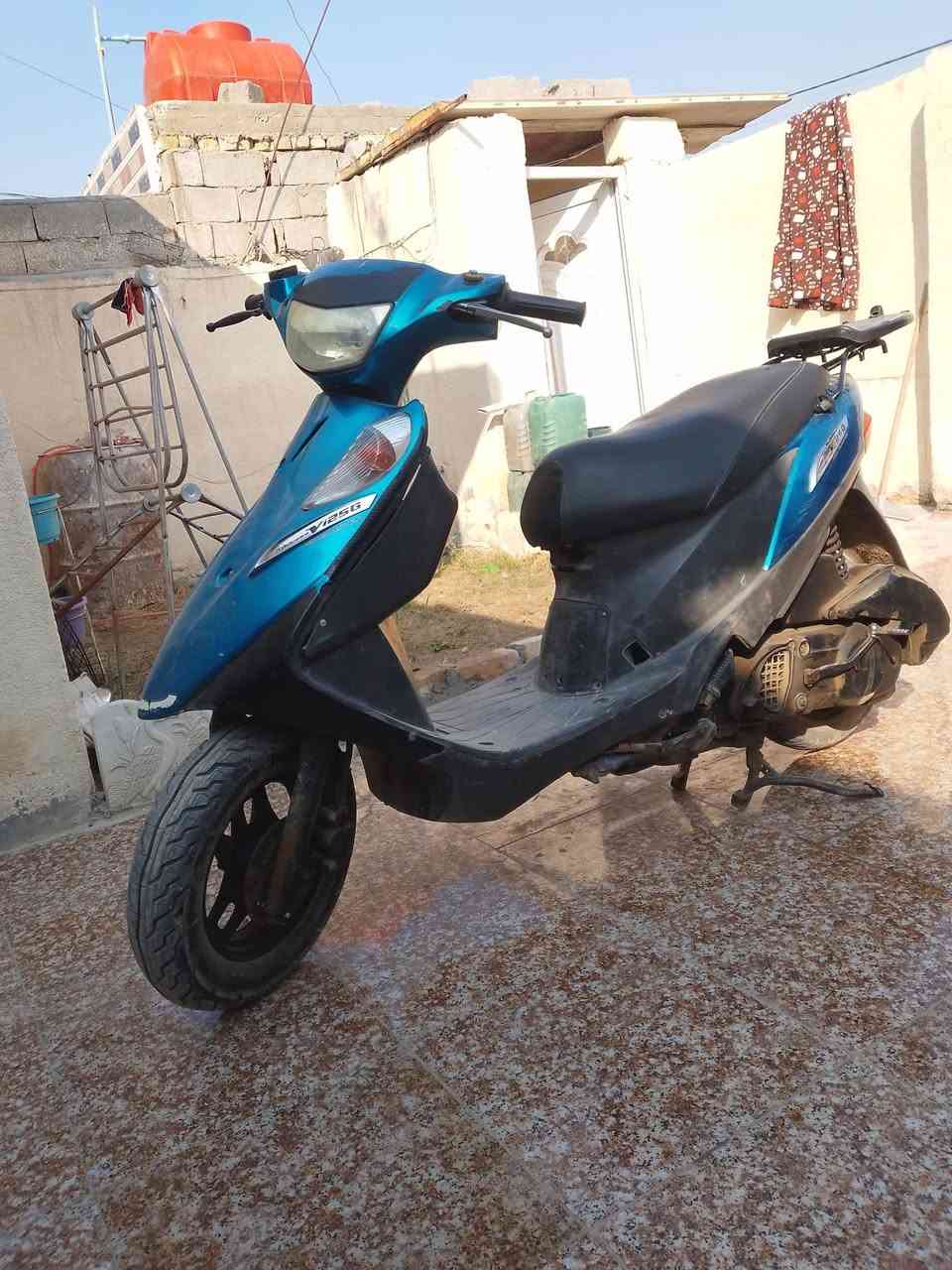 السلام عليكم دراجه ادرس ياباني نوزل قديم بيه خيط دخان كهربائيات كوله شغاله دراجه  ساعه ومعدل السعر ٤٠٠وبيه مجال***********😍 المكان كوت
