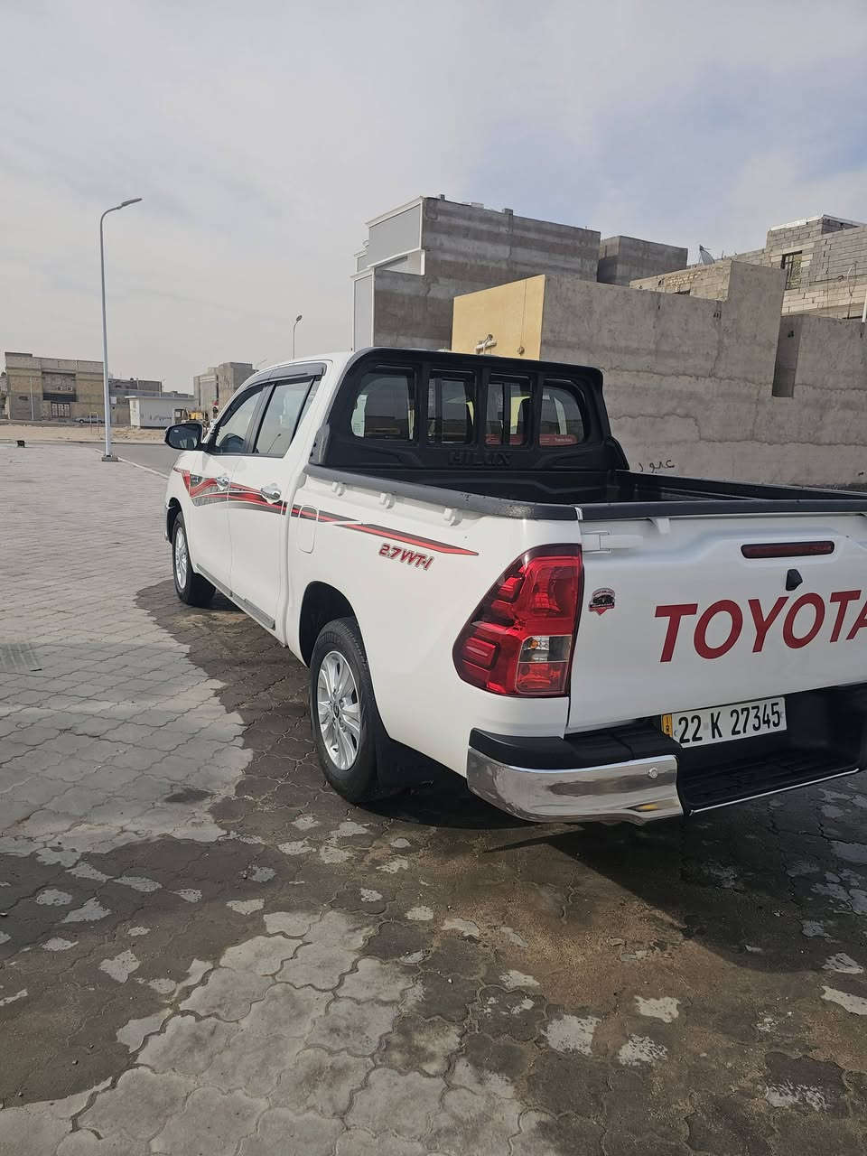 للبيع هايلوكس 25  ساز كفاله عامه تبديل صبغ بارد 
ماشيه 8000 كيلو متر السعر 315 ورقه 
رقم الهاتف *********** بصره زبير
