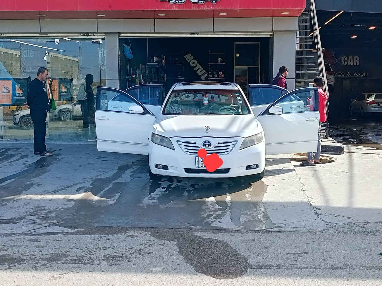 السلام عليكم
للبيع 

كامري خليجي2009 محرك 2400 
مواصفات GLX 
فتحة سقف 
تحكم ستيرن شاشة وكامرة
  كشن كهرباء داخل صاج
تبريد قطعتين 

  ABS صدر زين 70 بالمية بطارية  زينة

السيارة بدون نواقص خير من الله 
وبالعافية على الياخذها 
السيارة صبغ عام السونار مرفوق ويا الصور بدون اي نقص
رقم بغداد الدولي سنوية كله جديد الى2030
شرط التحويل والوكاله السيارة باسمي  سعرها مناسب(85)
العنوان / تكريت 
*********** خابر وتدلل
