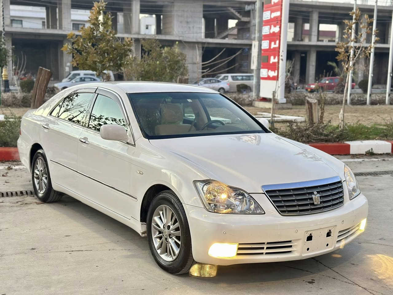 سەرەتا بە ناوی خوای گەورە میهرەبان ❤️
سلاو لە ئەدمینی خۆشەویست❤️
تویتا کروان شاهینە2007
١٨٢ رۆیال براوە براوە
مەکینە گةورة بة گةورة بئ دوکةل بئ دوکةل ئالتونی بازار
بەسمە رەساسی 
90km 
ناوزەردی ساج مەلەکی سفر 
ساج و دەشبل رەقەم یەک 
لایت ناوجەی کوئر
ئاوئنە شەفت 
پەردە حاسه 
شاشەو کامئرا
ساردو گەرم بەستراوە
برئکی نەبەستراوە 
جامەکانی هەلگیراوە
کارەبای کامل مەزبوتە 
کامل ئیمپیفایەری و موکەبەرە مەزبوت
کامل مەسرەف کراوە
کامل کونی گەرمی گیراوە هەوای نایەتە ناوی
5بەسمەیە بەسمەی سندوقی مەزبوتە
رۆنوپاتری و هایدرۆلیکی تازە گۆراوە
4تایە و ویلی رۆیالی بیلادی لە ژئرە نةوتى 
کامل زینۆنی بلادی 
بئ قەپو قۆپ 
سەقفی شوشەیە لەشەی شوشەیە
پئشو پشت کەپس بئ دەحمو لئدراو
سەقف وکەڤەری بە شەرت 
بئ بۆیاغ 
٩٠ هەزاری حەقیقی رۆشتوە 
گئرو مەکینە بەشەرتی وەستا و رۆن گۆرین
قەترە دوکەلی نیە 
مشتەریی تئل بکە یان جات بکە جوابی کۆمئنت  نادەمەوە لەگەل رئزم
بەس فرۆشتنە گۆرینەوە. وقیست ناکەم
شوئن رانیە _ سةنگةسةر
سحرى ٥٢ گةلاو مةجاليكى برايانه  
***********
فایبەرو واتس اپی  لەسەرە
