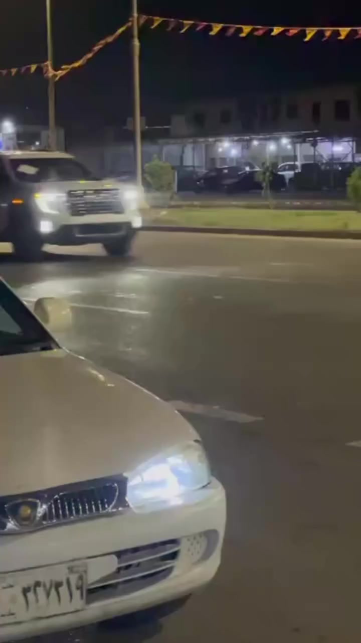 السلام عليكم بروتون 2002 للبيع ماكينه جديده 
صدر امامي خلفي جديد تحويل ثاني يوم
رقمها بغداد 
سعر ب 40 وبيها مجال ***********
