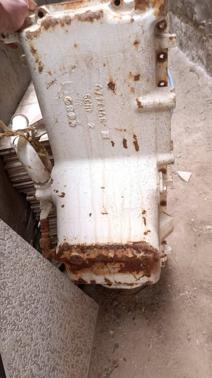 للبيع ثكاله مال فيات خليفه وزنه 60كيلو سعره 150 وكيس مال محرك افيكو اهين سعره 150المكان واسط قضاء الحي الاستفسار عله الرقم ***********/***********
