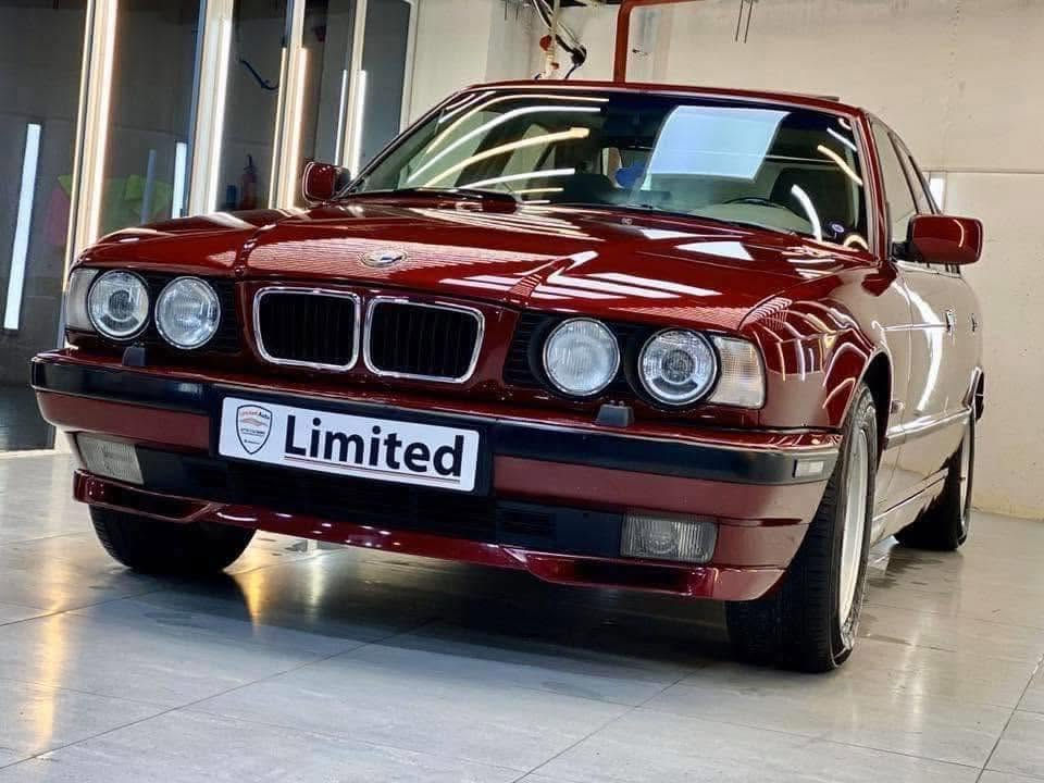 بيع مستعجل.  BMW للستفسار اتصال على رقم الهاتف سعر 55 وبيه مجال. ***********
