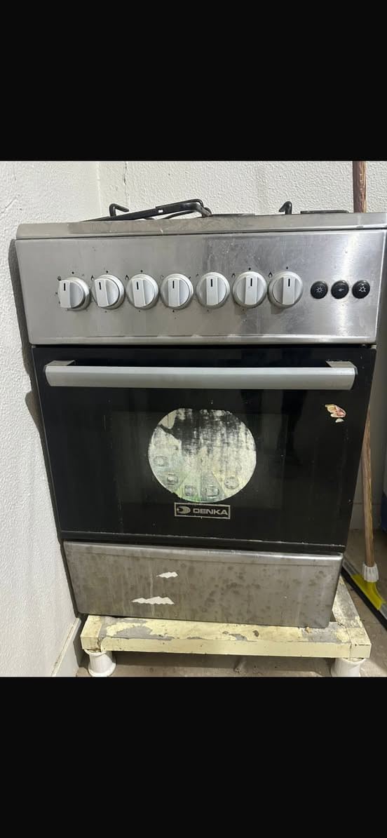 طباخ شغال الفرن  والعيون
للبيع
للسعر 40
سعره نهاىي مابي مجال


**إذا كنت صاحب هذا الإعلان وتريد حذفه لأي سبب، رجاءا أرسل رسالة إلى الدعم الفني**