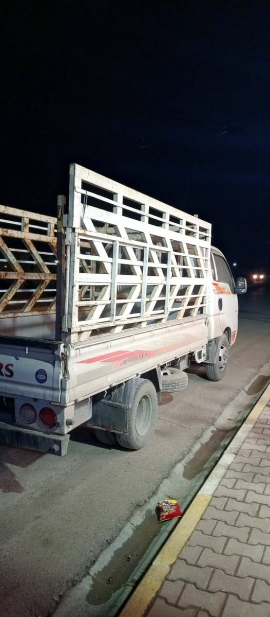 كيا حمل فحل موديل ٢٠١٥ رقم بغداد رقم جديد سنويه لغاية ٣٢ نضيفه لاصبغ لا تبديل لاطخه خياس طخم تايرات جديد محرك مجفت كير مجفت مكان السياره كركوك للاستفسار الاتصال ***********
