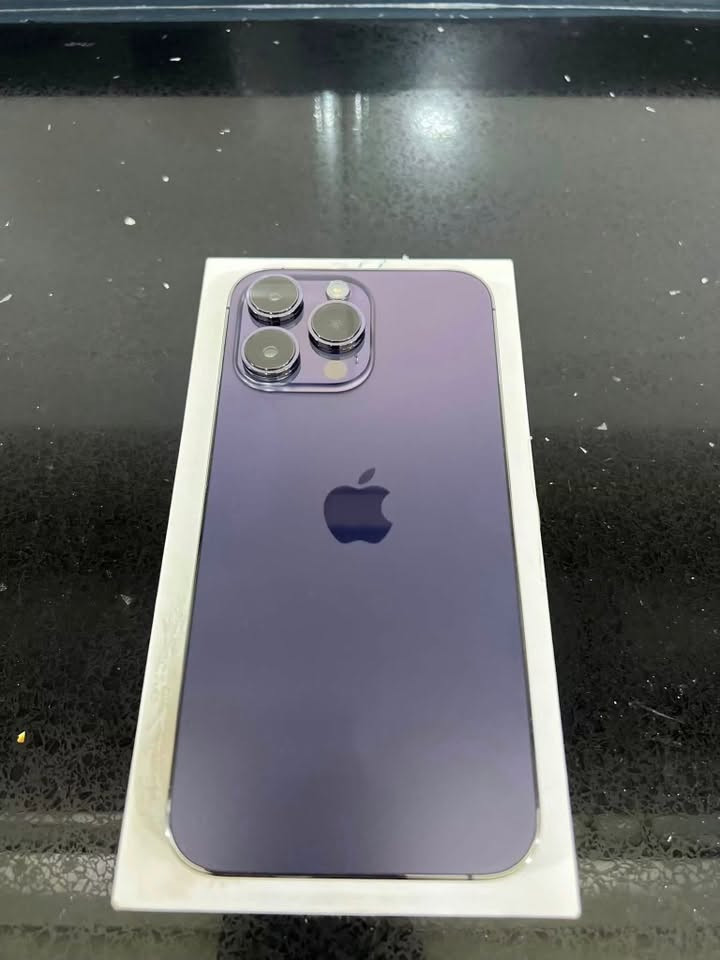 السلام عليكم
ايفون 📲 14 promax

 لون بنفسجي مميز 

 بطاريه🔋84

 ذاكره 256   

 مكفول كفاله عامه من فتح وتصليح  

 وياه كارتونه + الملحقات

 السعر / 950وبي مجال

العنوان/ الانبار_هيت

 للتوصل ***********
