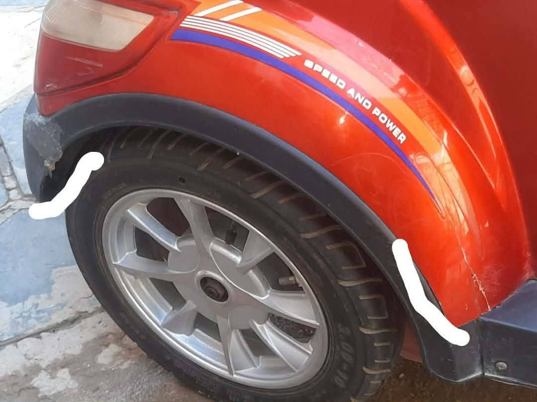 دراجه شحن ثلاث تايرات مستعمله مابها بطاريات بيها سخطين مثل مامشر بالصوره باللون الأبيض                                 السرعه( 40) مفتاح بصمه                                              اشارة يمنه ويسرة                                                       لايت امامي عالي وناصي                                                    جنطه خلفيه                                                             السعر  (900)الف مكاني بابل


**إذا كنت صاحب هذا الإعلان وتريد حذفه لأي سبب، رجاءا أرسل رسالة إلى الدعم الفني**