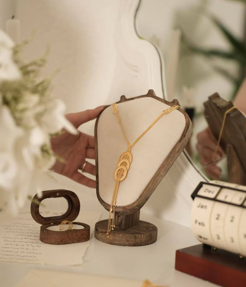 نعلن عن بدء فتح الحجز لكوشات العيد ابتداءً من يوم غد 🎉
أجمل التصاميم وأحدث الموديلات بأناقة تليق بمناسباتكم 💍
🌸 كوشات فخمة
🌸 تنسيق حسب الطلب
🌸 دزاين الانتيكا الخشبي 
سارعوا بالحجز لضمان موعدكم
للاستفسار والحجز راسلونا على الخاص 📩 او واتساب ***********
