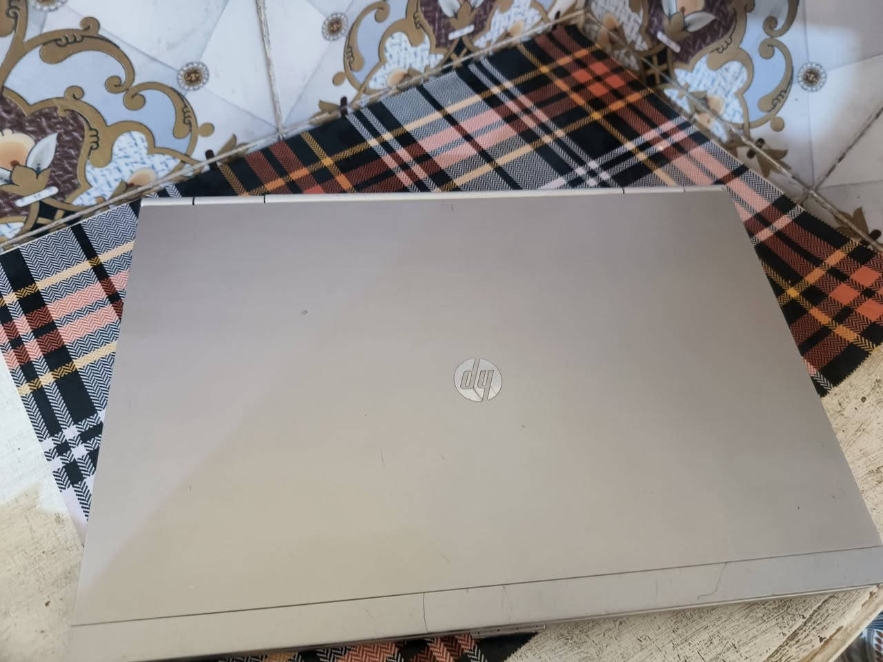سلام عليكم لابتوب hp 
سعر 75 الف مع شاحن و ماوس 
64 بت  تطبيقات ( يوتيوب تلي كرام 
...... تطبيقات الدراسه) مكان بغداد محموديه الرقم ***********
