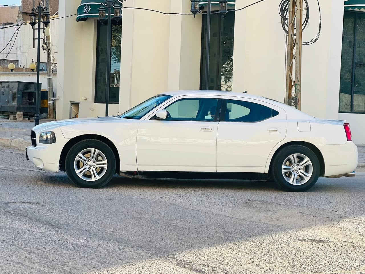 جارجر مديل 2009 سعر 98 قابل للتفاوض الأستفسار اتصل *********** مكفوله من ضربه وتبديل بيها صبغ 3 قطع كلير فقط بدون دواخل والباقي كفاله عامه مواصفات شاشه كبيره تحكم ستيرن قطعتين تبريد مري كهربائي حساسات خلفيه مكينه سته 6️⃣ سلندر 3500 مكينه وكير مكفولات حته من الفتح حداديه جديده تخم تاير تبريد تدفئه شغال مشروع وطني سنويه ل 29 مكان سياره كربلاء
