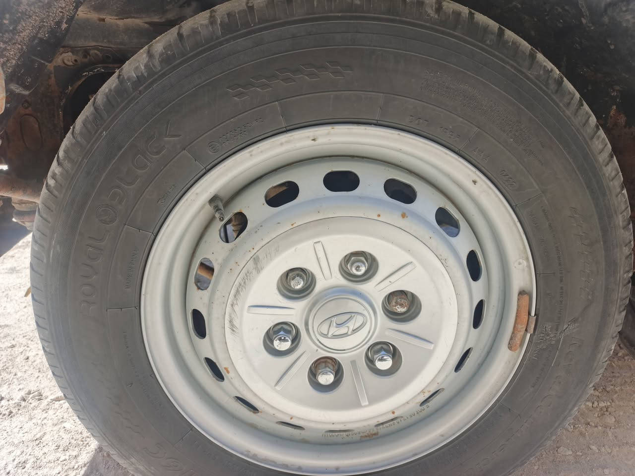 تخم ويل او تاير للبيع مال ستاركس حجم 16 سعر 300 بيهن مجال او اسبير وياهن ***********
