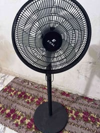 بنك طاقة شحن • بنك شحن شمسي • شاحن كهرباء • طاقة شمسية • بنكة شحن كهرب...