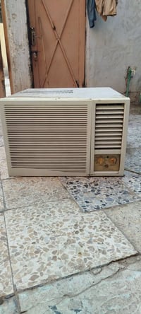مكيف سامسونج • ٢ طن • كمبريسور