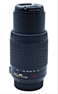 🔥📸 عرض نار لعشاق التصوير! 📸🔥 عدسة Nikon AF-S DX 55-200mm f/4-5.6G ED V...