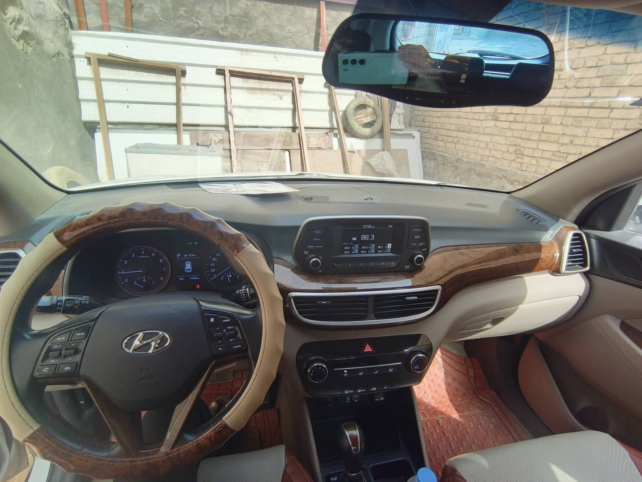 توكسان خليجي 2019 ماشية 96
مكفوله كفاله عامه شرط السونار  
   
مواصفات فول 

 
🅿️ حساس خلفي حساس امامي

🅿️🅿️لدنهاري  LED 

🅿️🅿️انظمت ترحيب   

كشن كهربائي عدد 2

🅿️حجم المحرك2000

🅿️🅿️تبريد امامي و خلفي 

🅿️🅿️المري قابلة للطي AUTO 

🅿️🅿️اشاير بلمرايا 

🅿️🅿️تحكم مقود جهتان 

🅿️🅿️المودات

🅿️🅿️الاوامر الصوتيه

🅿️🅿️ كاميرا خلفيه دوارة بلادي

🅿️🅿️لافكيشن

🅿️🅿️يدة ابواب المنيوم 

🅿️🅿️كشنات جلد 

🅿️🅿️ويل كب5 

السياره ستخدام شخصي جديده كلش 

🅿️🅿️مكاني بابل
                   
                                               رقم بغداد نكليزي 
السعر 200 ورقه 

وبيه مجال قليل حق الجيه توكسان خليجي 2019 ماشية 96
مكفوله كفاله عامه شرط السونار  
   
مواصفات فول 

 
🅿️ حساس خلفي حساس امامي

🅿️🅿️لدنهاري  LED 

🅿️🅿️انظمت ترحيب   

كشن كهربائي عدد 2

🅿️حجم المحرك2000

🅿️🅿️تبريد امامي و خلفي 

🅿️🅿️المري قابلة للطي AUTO 

🅿️🅿️اشاير بلمرايا 

🅿️🅿️تحكم مقود جهتان 

🅿️🅿️المودات

🅿️🅿️الاوامر الصوتية 

‏🅿️🅿️DRIVEMODE ‏Comfort🌷eco🌷SPORT🌷SMART 
 
كاميرا خلفيه دوارة بلادي

🅿️🅿️لافكيشن

🅿️🅿️يدة ابواب المنيوم 

🅿️🅿️كشنات مخمل

🅿️🅿️ويل كب5 

🅿️🅿️سبير مانازل

الاتصال هاذه رقمي ***********
