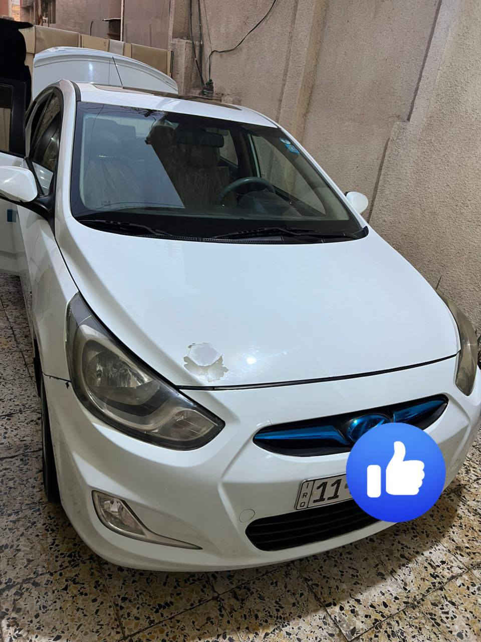 السلام عليكم
اكسنت للبيع موديل 13 خليجي
مواصفات 
محرك دبل قطره بلو
فتحه سلايت+شاشه بلدشبول وكامره 
دوشمه جديده +تخم تايرات جديد 
نضام Eco +اشاير بالمري
تحويل ثاني يوم 
المكان بغداد حي المواصلات 
الاستفسار أكثر تصال على رقم ***********
