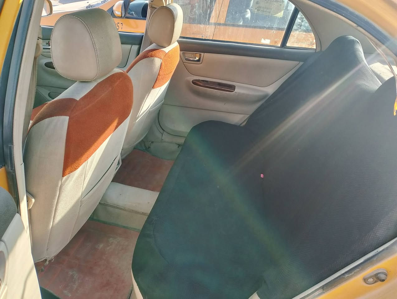 بي واي دي F3 المرغوب موديل 2011 للبيع
السعر 40 ورقة وبيها مجال
محرك مكفول ميسوبوشي بلادي
تبريد شغال
 وكير وحدادية وكهربائيات كله شغال ، فقط الكشر مالته بي خياس بسيط كلش بالصور موجودة ، السيارة نظيفة ناقصها فقط صبغ عام
رقم انكليزي سنوية ب اسمي صالحة ل سنة 2029 مصفرة هيئة وغرامات 
عنوان بابل حلة مركز / واتس ***********
