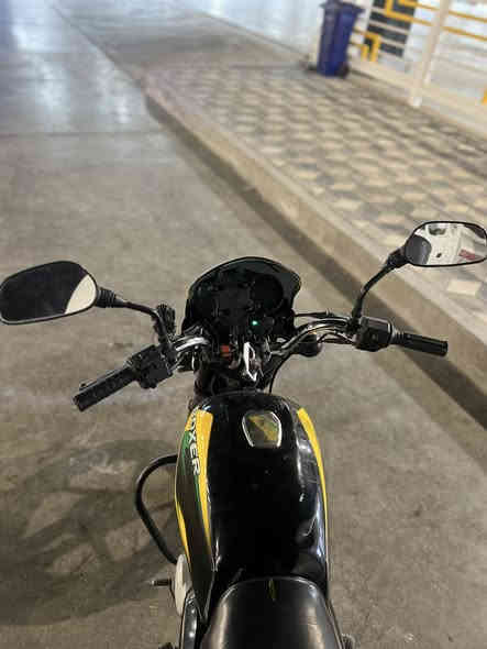 السلام عليكم بوكسر كلاسك موديل2022 مرقمة فقط سنويه الدراجه فول نضافة الحمدالله مكانها بغداد السعر مليون و800 وبيها مجال ***********
