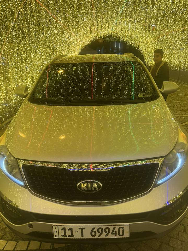 كيا سبورتج 2016 هزة جديدة 
قطعة واحدة فقط قبق الجنطة بدون دواخل نهائياً 
قطعتين بارد بحجم الكف 
كير و محرك ٢٤٠٠ كفالة شرط ينكتبن بالعقد 
السيارة ماشية ٥٠ الف شرط الفحص 
لون سيلفر رقم بغداد السيارة بإسمي 
*********** 
موجودة بغداد الصالحية
